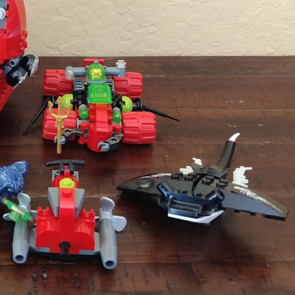 Lego atlantis set 8075 - Picture 3 of 3